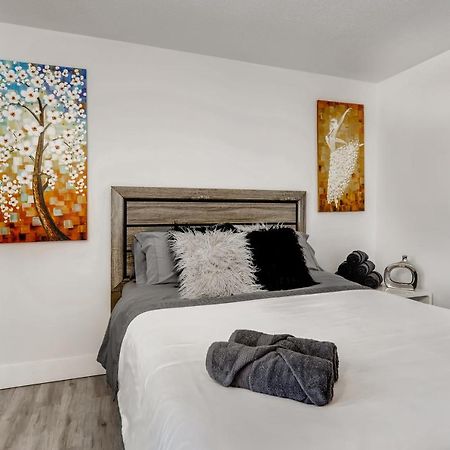Coral Sands 1Br/1Ba Close 2 Beach! 웨스트 팜 비치 외부 사진