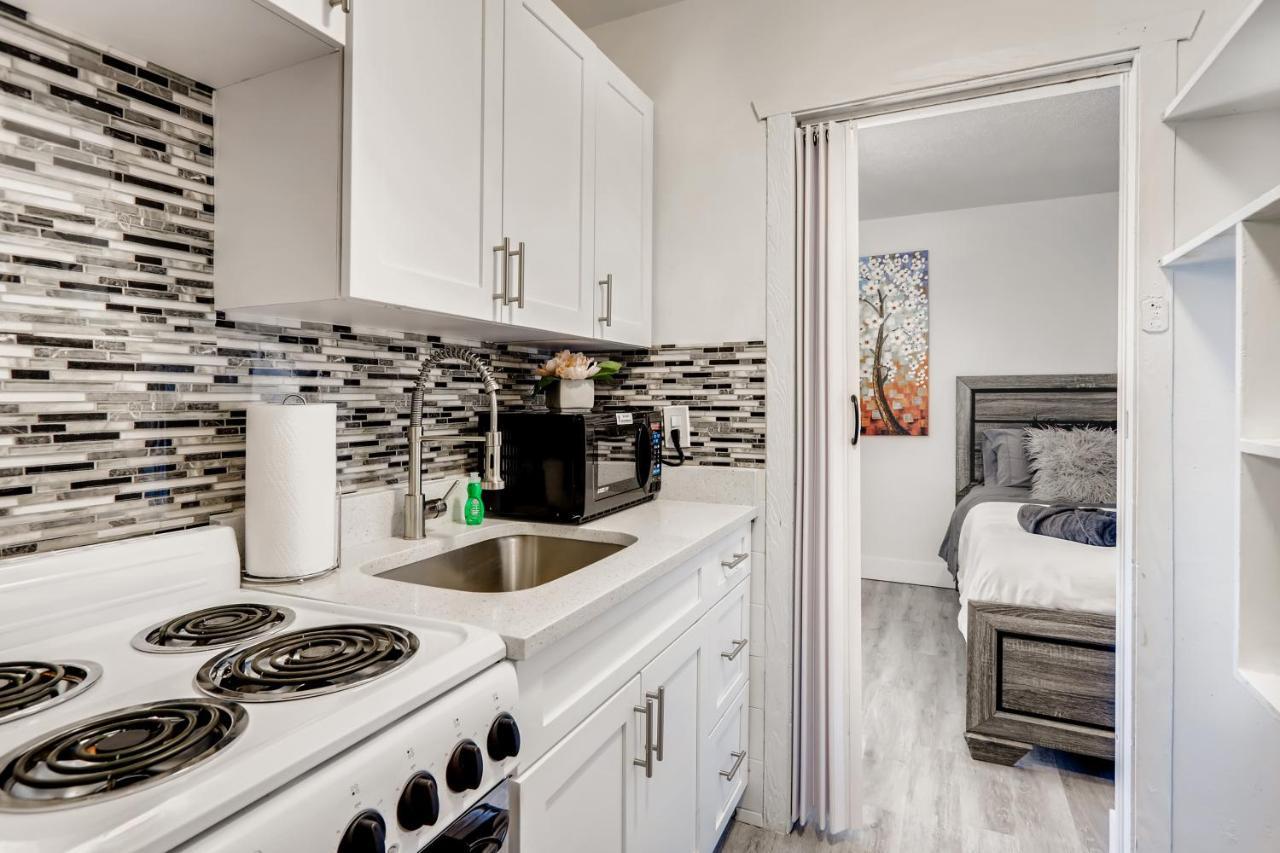 Coral Sands 1Br/1Ba Close 2 Beach! 웨스트 팜 비치 외부 사진